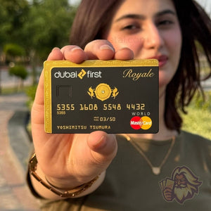 Dubai-themed Solaris metal card, front view